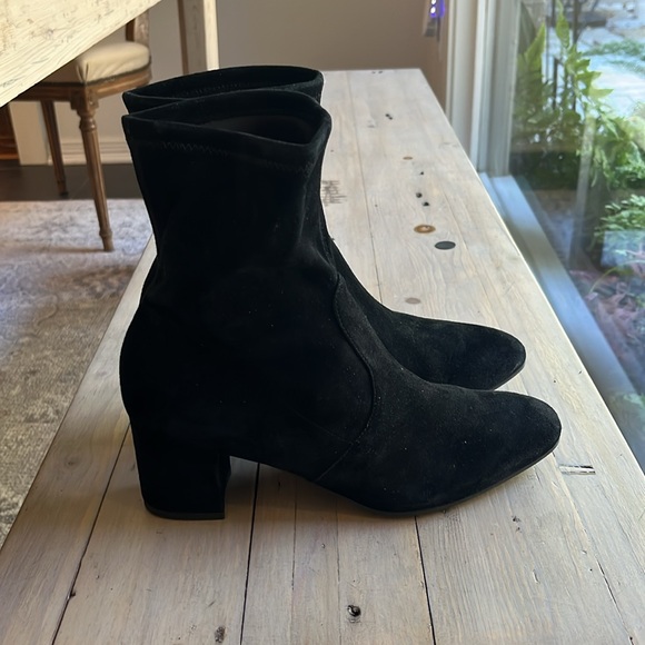 New. Stuart Weitzman Yuliana 60 Stretch Suede Ankle Boots in Black Size 8.5 - Picture 6 of 9